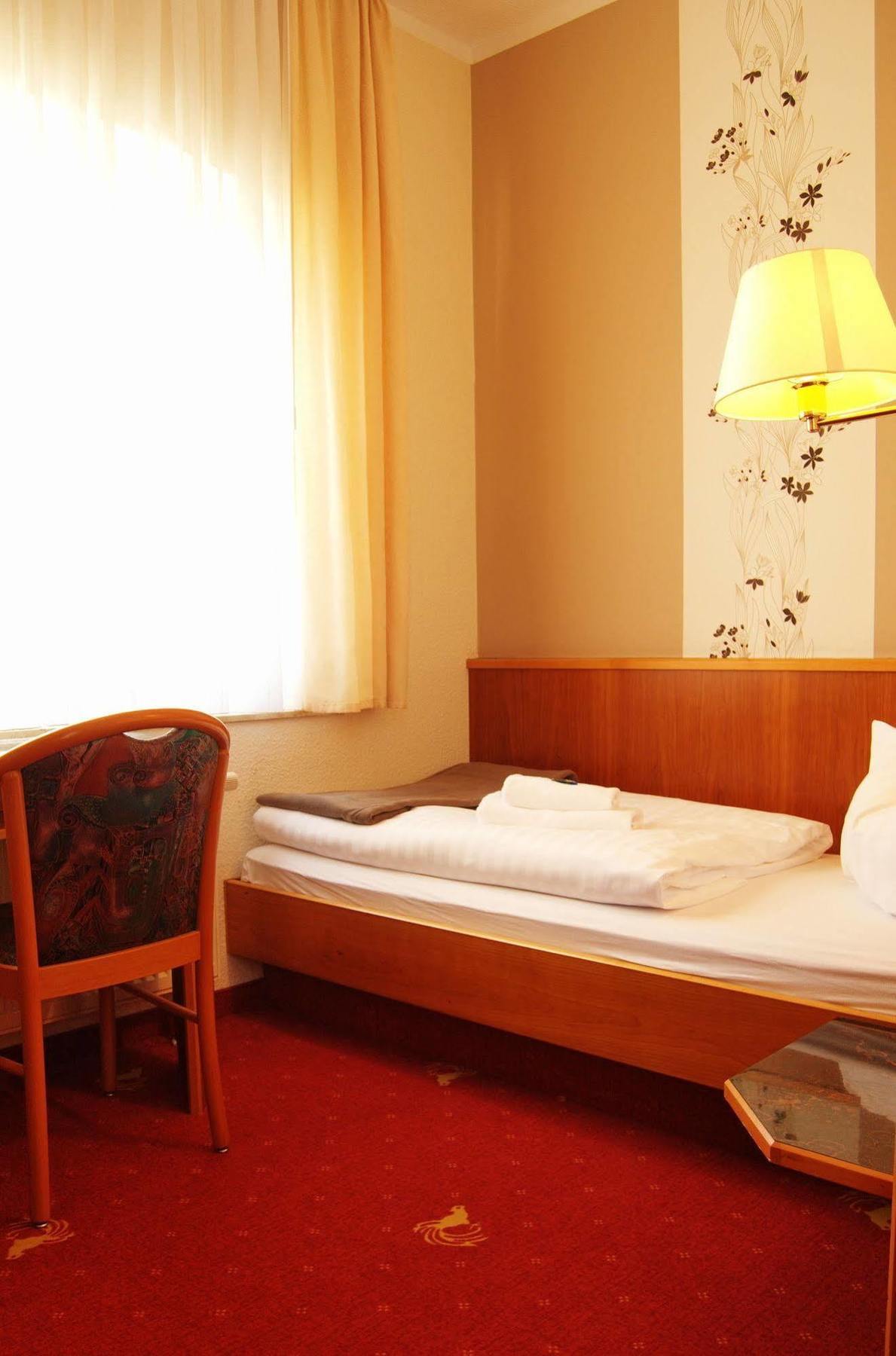 Hotel Goldener Fasan Oranienbaum-Woerlitz Dış mekan fotoğraf
