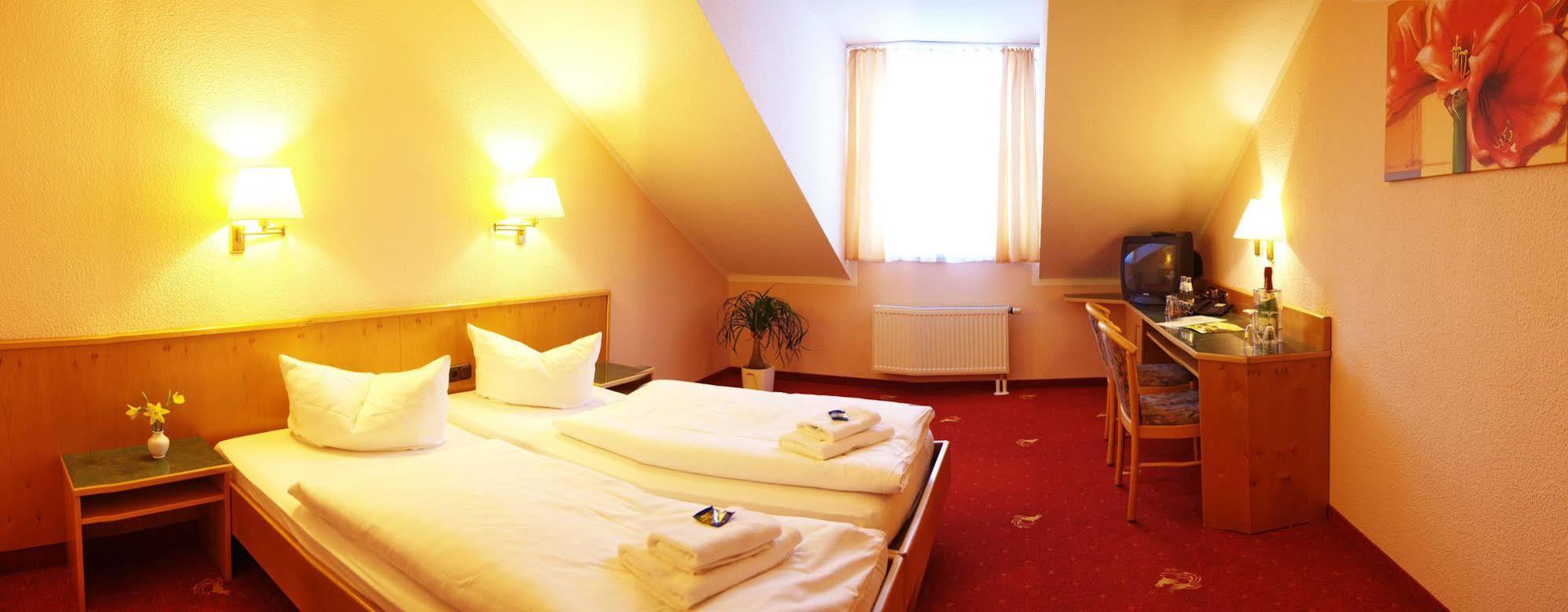 Hotel Goldener Fasan Oranienbaum-Woerlitz Dış mekan fotoğraf