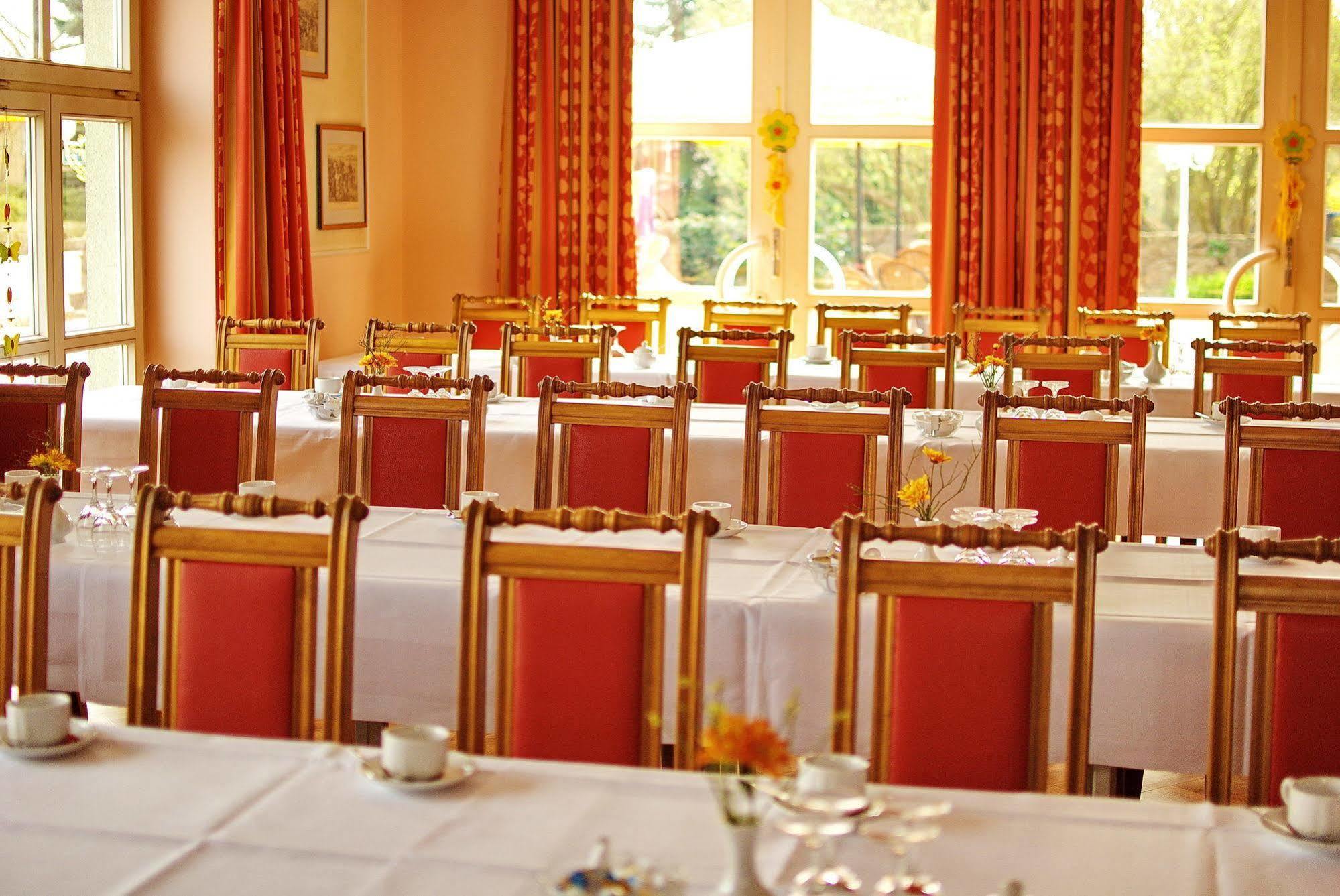 Hotel Goldener Fasan Oranienbaum-Woerlitz Dış mekan fotoğraf