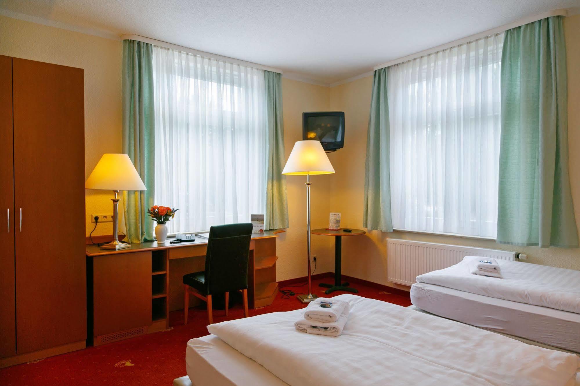 Hotel Goldener Fasan Oranienbaum-Woerlitz Dış mekan fotoğraf