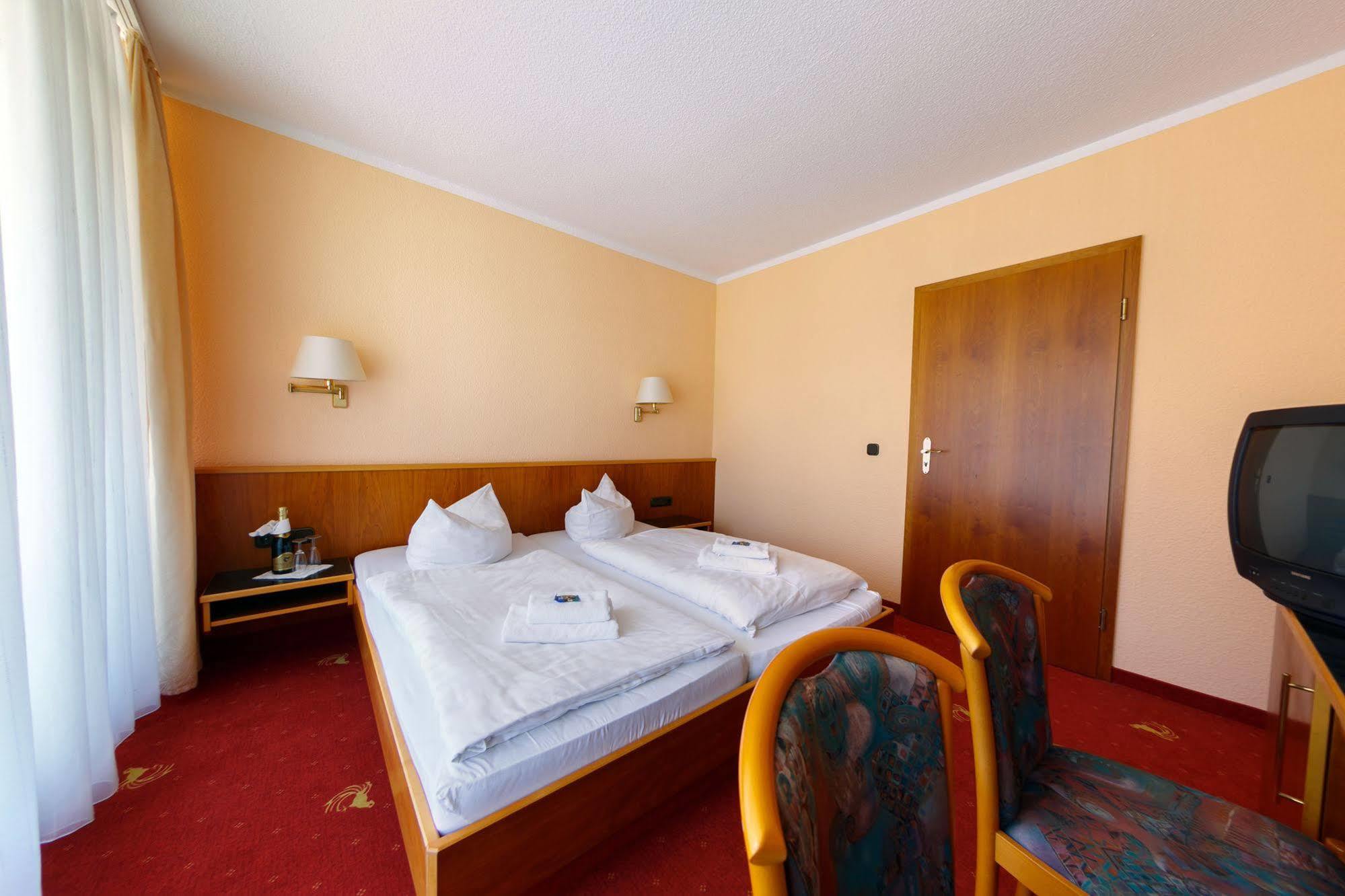Hotel Goldener Fasan Oranienbaum-Woerlitz Dış mekan fotoğraf